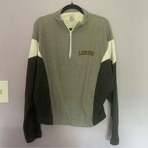 Lehigh University Women’s Quarter Zip Sweatshirt size XL Gray Colorblock